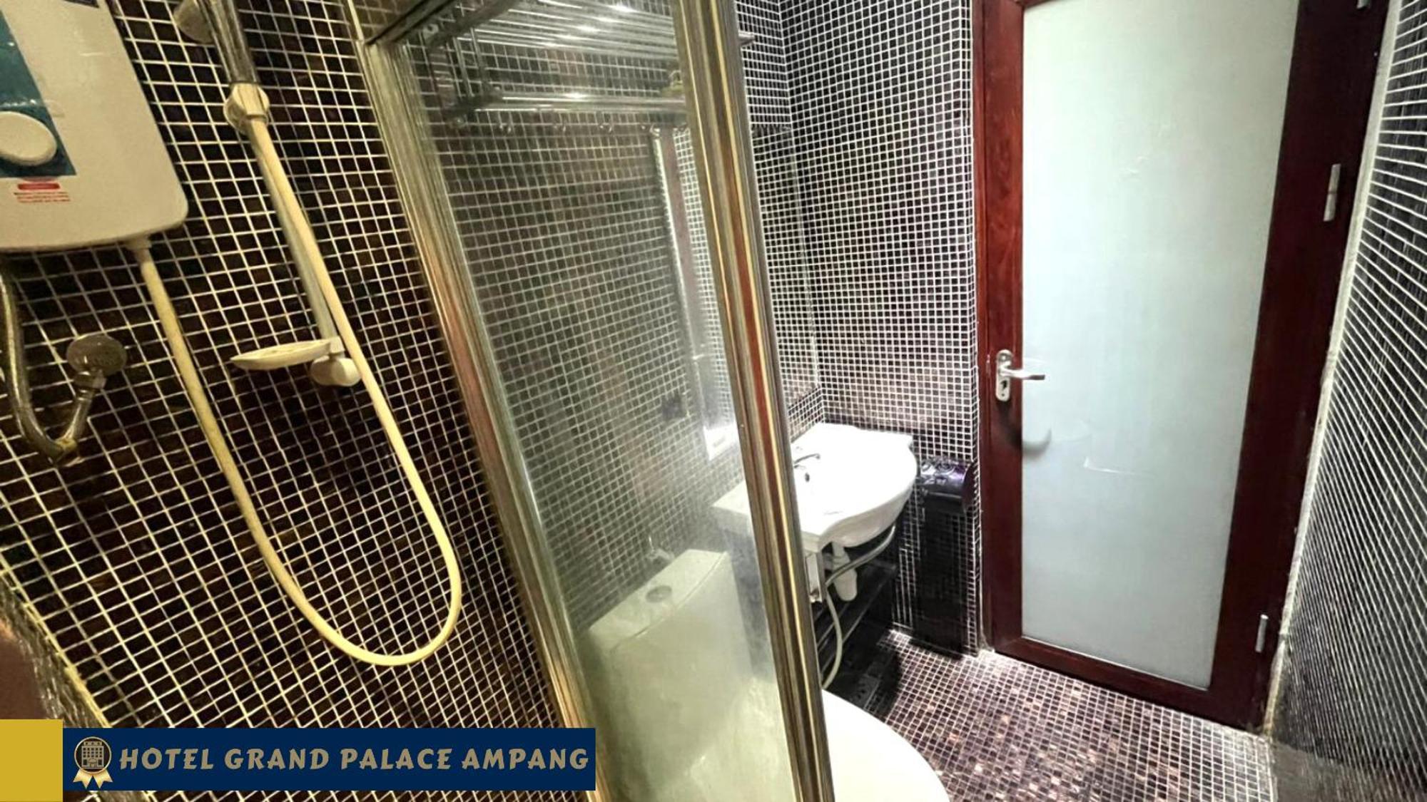 Hotel Grand Palace Ampang อัมปัง ภายนอก รูปภาพ