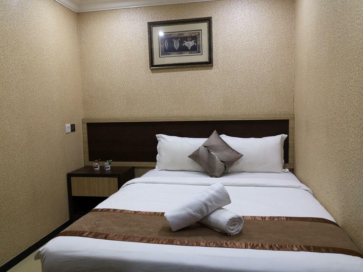 Hotel Grand Palace Ampang อัมปัง ภายนอก รูปภาพ