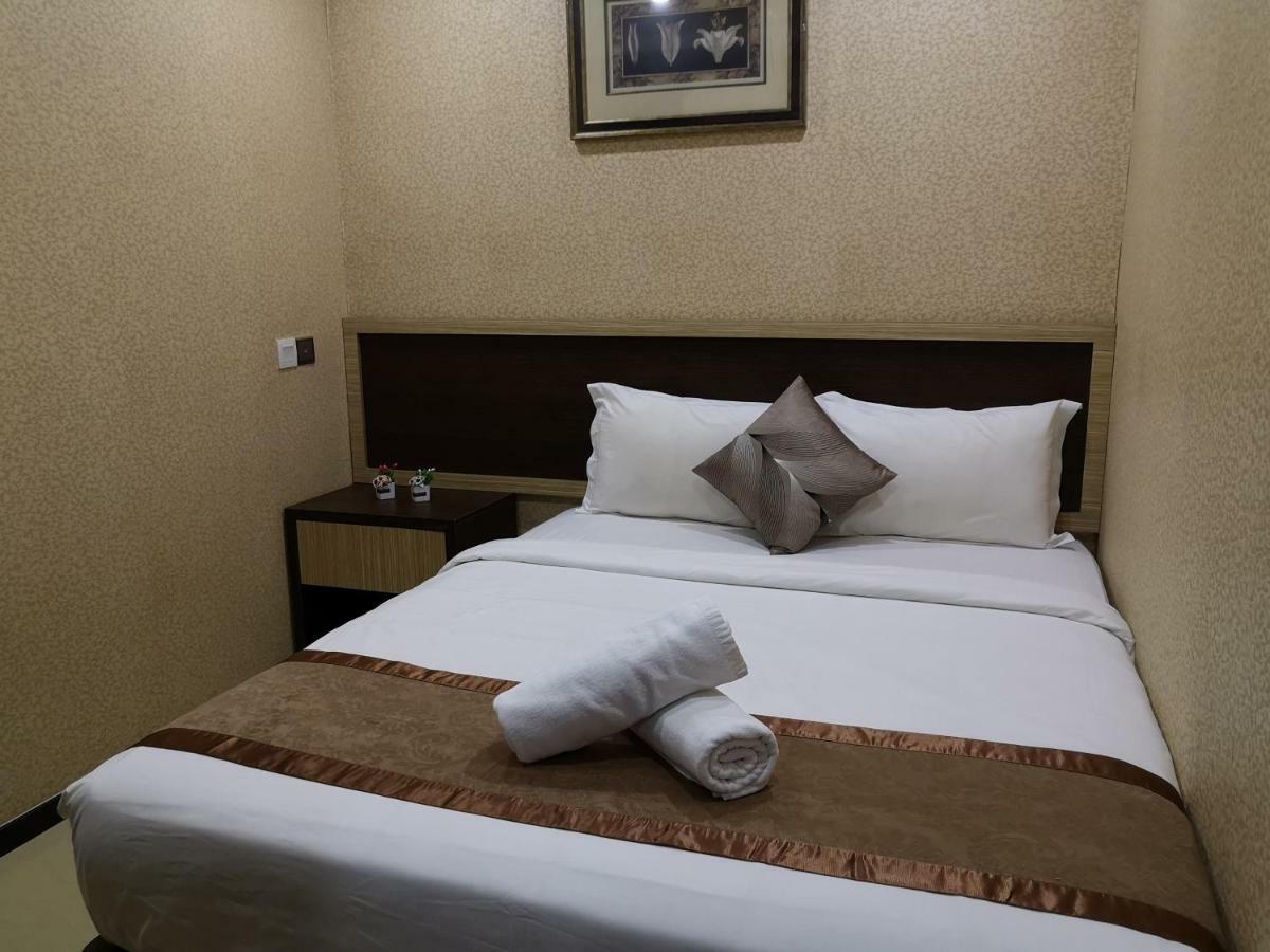 Hotel Grand Palace Ampang อัมปัง ภายนอก รูปภาพ